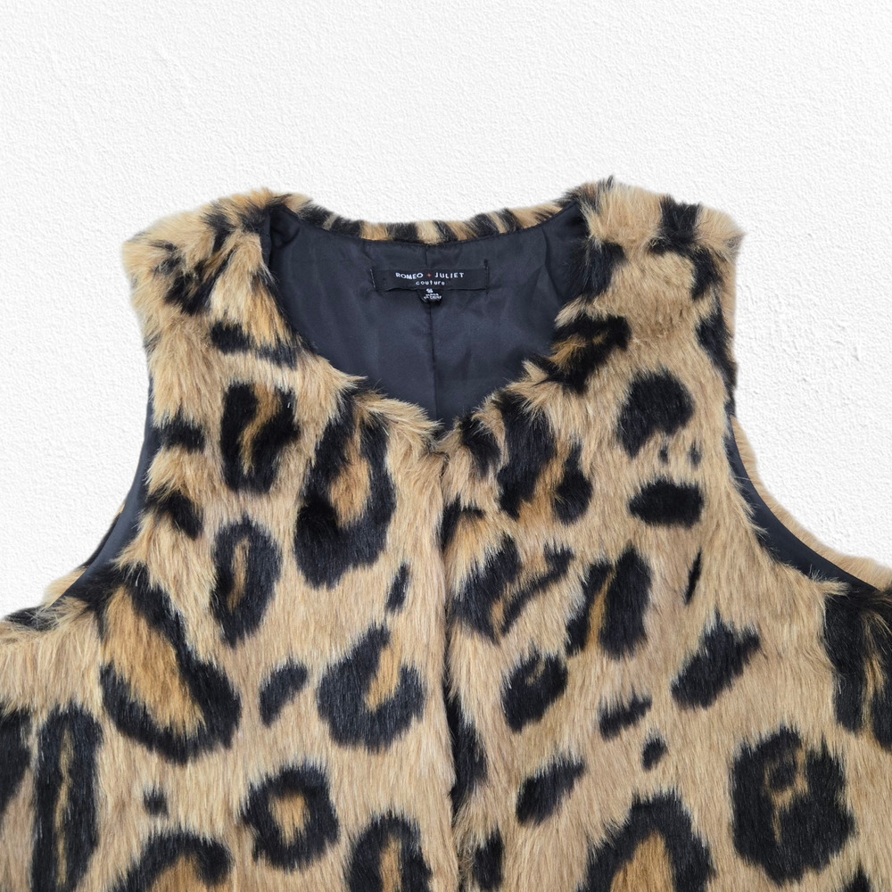 Romeo Juliet Couture Faux Fur Leopard Animal Print Vest with Pockets Size Small - Picture 4 of 10
